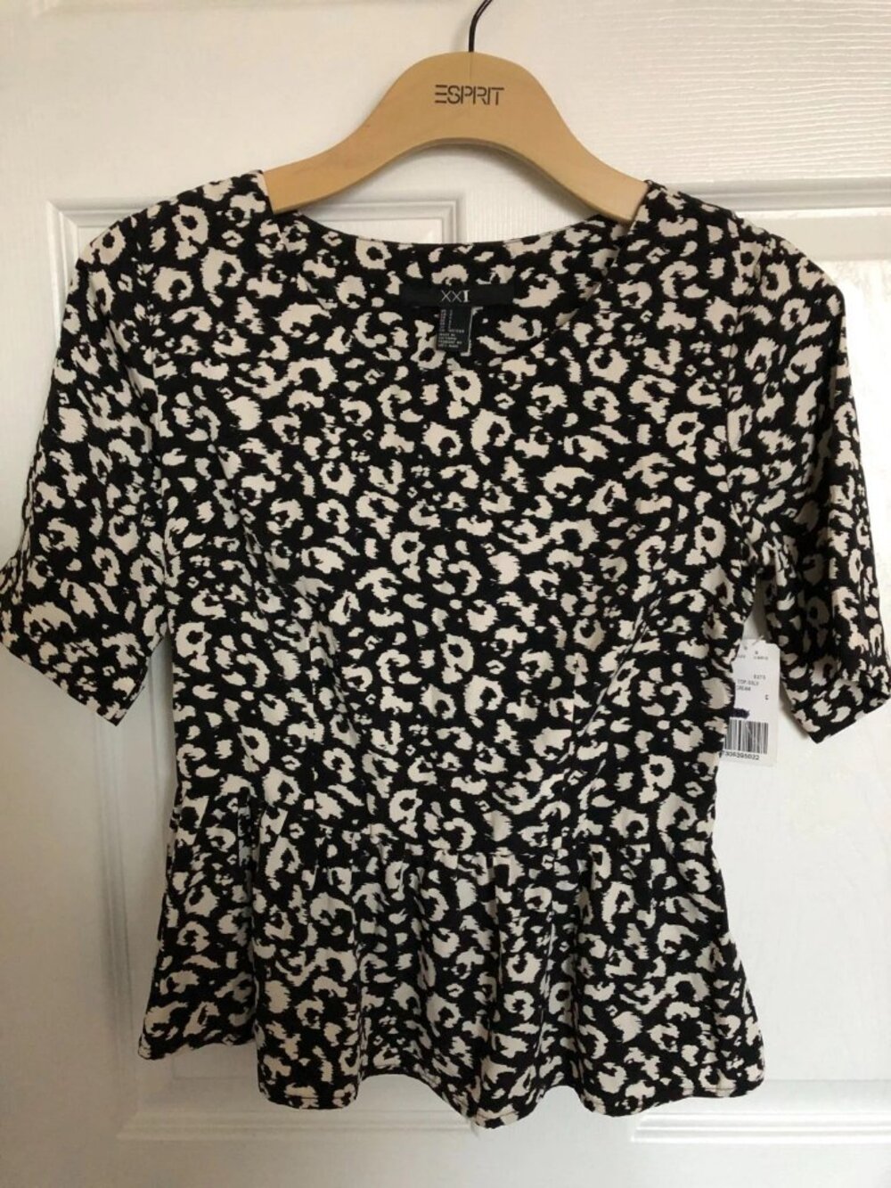 New Junior Womens Forever 21 Top Shirt Cheetah Small